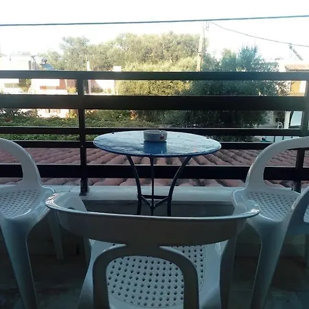 Aparthotel La Cite Family Hotel & Apartments-Studio For 3 *