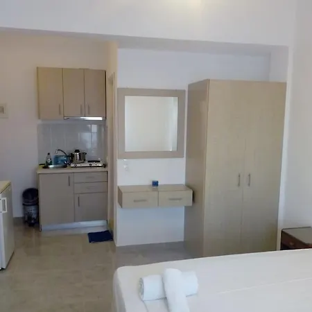 La Cite Family Hotel & Apartments-Studio For 3